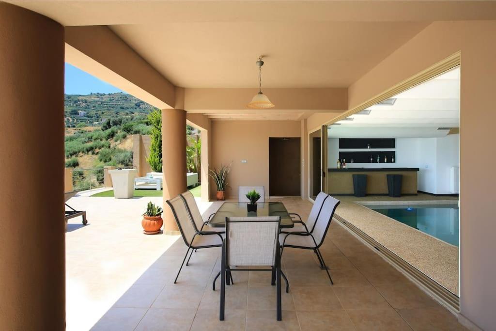 Superb Villa Yiorgos - Heated Pool w Jacuzzi - Seaview Heraclión Exterior foto